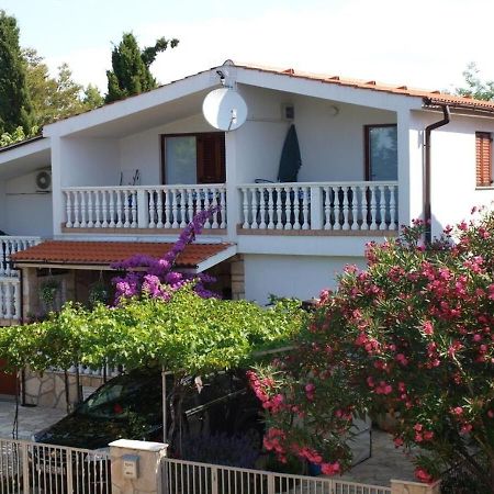 Apartments Dobri - 500M From Beach 닌 외부 사진