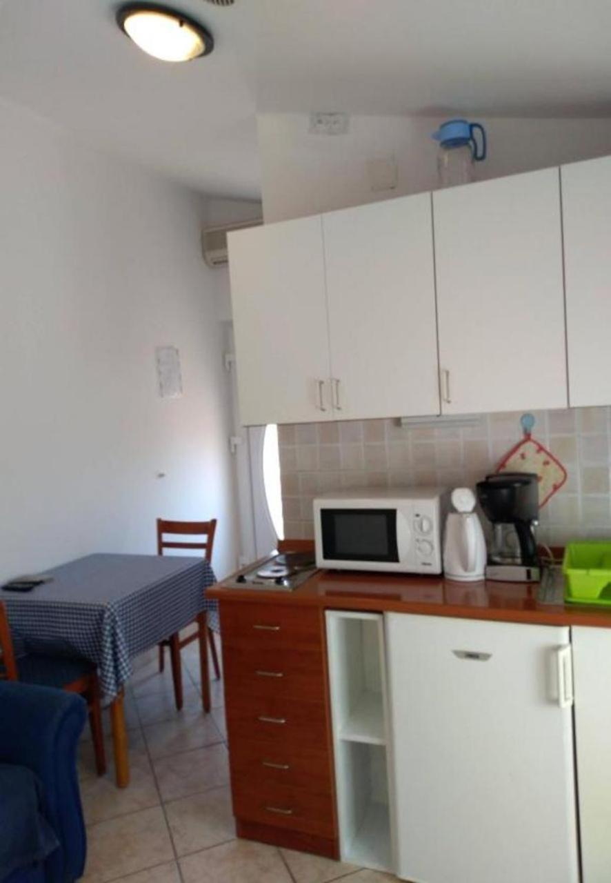 Apartments Dobri - 500M From Beach 닌 외부 사진