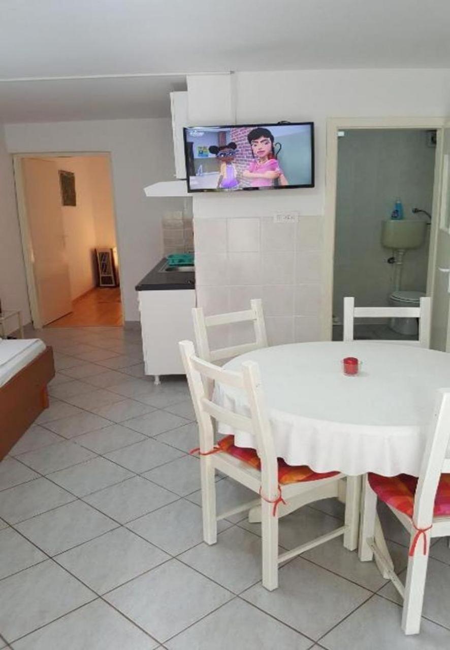 Apartments Dobri - 500M From Beach 닌 외부 사진