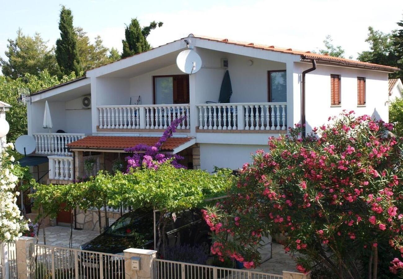 Apartments Dobri - 500M From Beach 닌 외부 사진