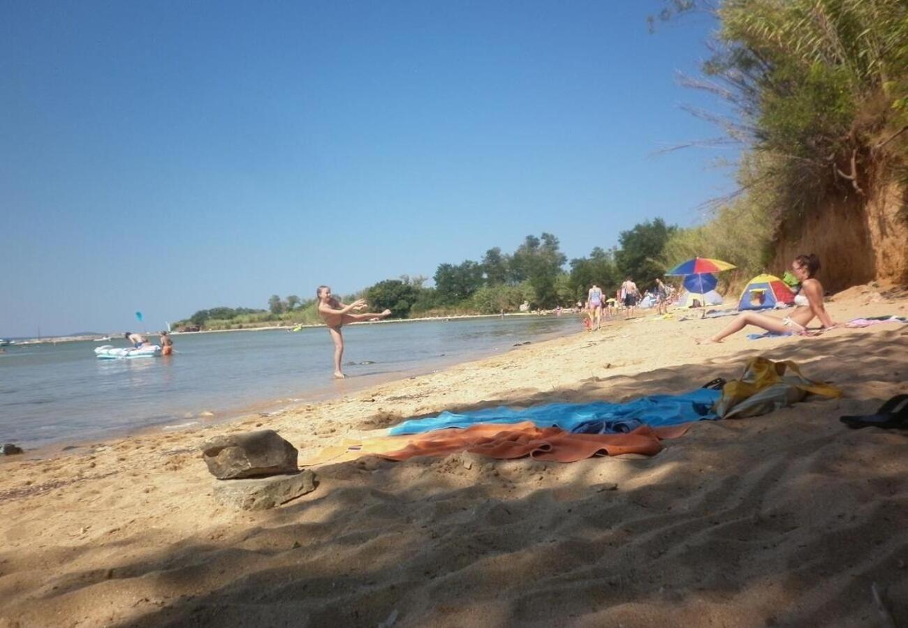 Apartments Dobri - 500M From Beach 닌 외부 사진